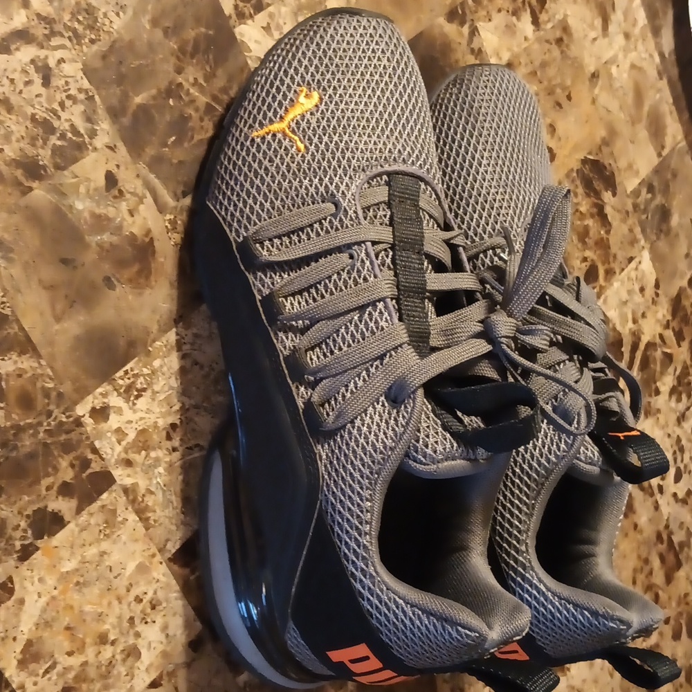 Men's Puma shoes